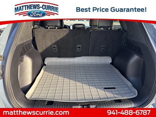 Certified 2024 Ford Escape ST-Line w/ Tech Pack #1 image 13