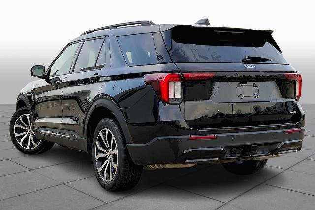 Certified 2025 Ford Explorer ST-Line image 2