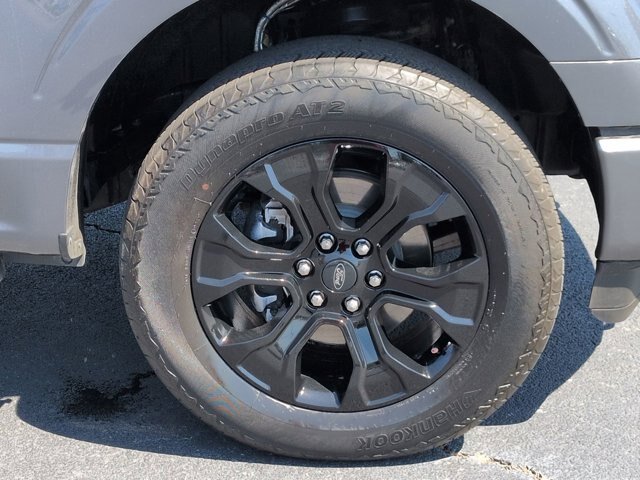 Certified 2022 Ford F150 XL w/ STX Black Appearance Package AWD/4WD image 11