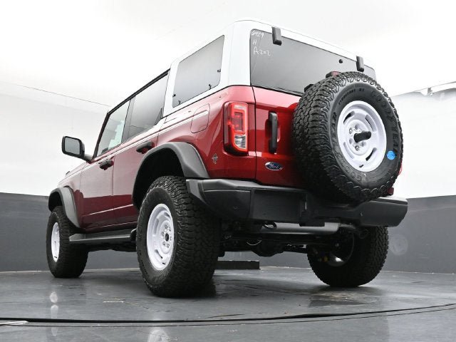 Certified 2025 Ford Bronco Heritage Edition AWD/4WD image 29