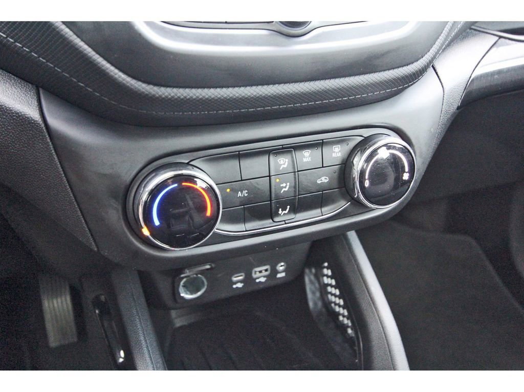 Used 2023 Chevrolet TrailBlazer LS image 24