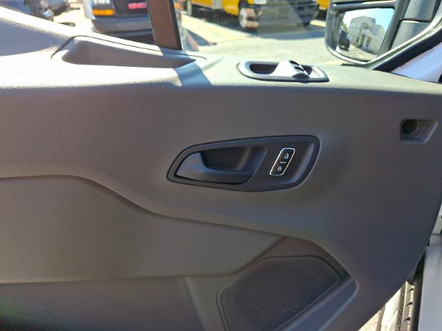 Certified 2025 Ford Transit 250 Low Roof w/ Exterior Upgrade Package RWD image 11