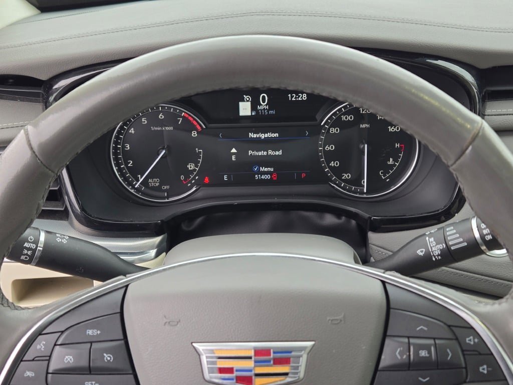 Used 2023 Cadillac XT5 Premium Luxury image 32