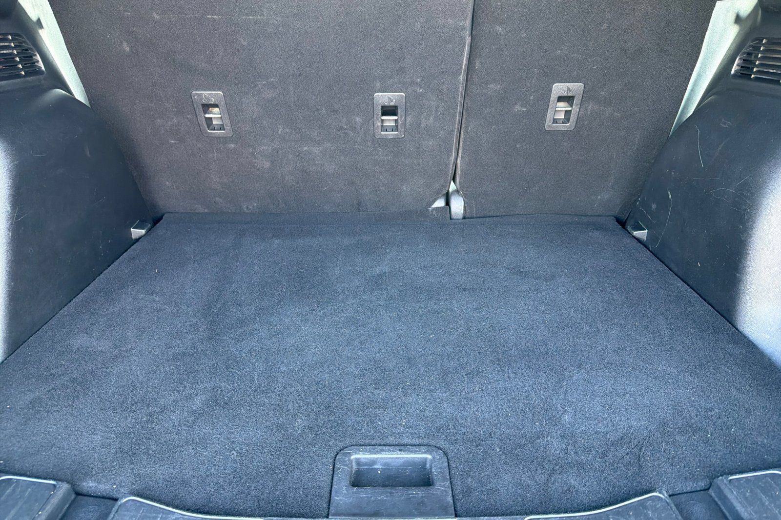 Certified 2025 Ford Escape ST-Line Select AWD/4WD image 17