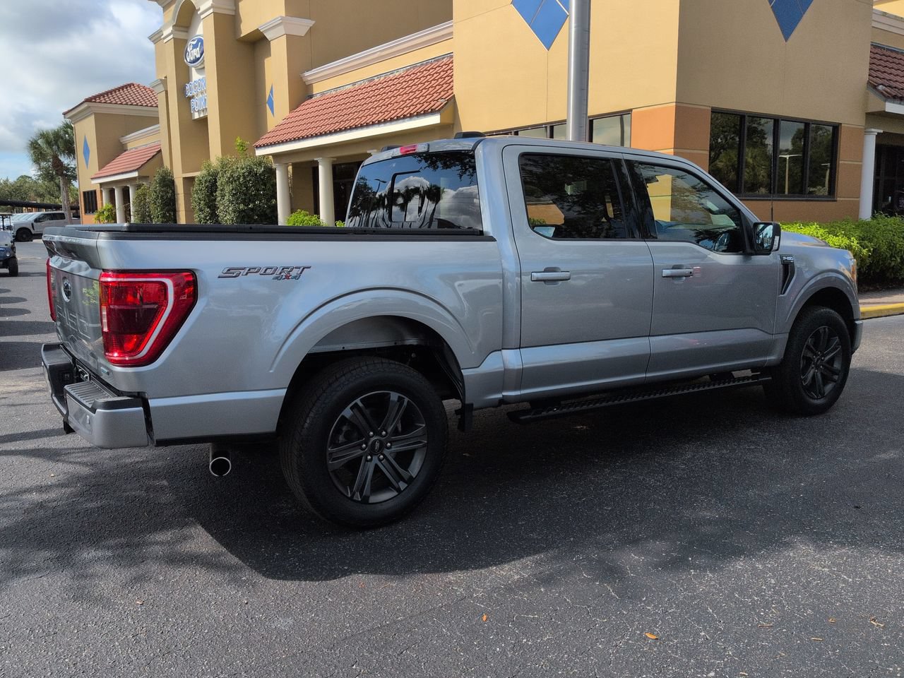 Certified 2023 Ford F150 XLT w/ Equipment Group 302A High AWD/4WD image 4
