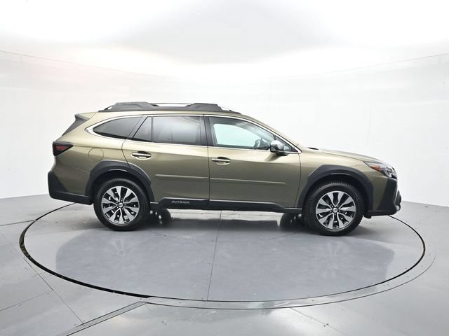 Used 2024 Subaru Outback Touring XT AWD/4WD image 8