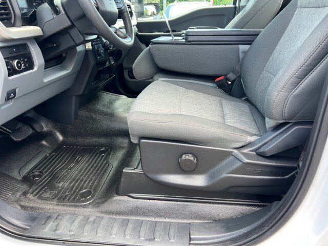 Certified 2023 Ford F250 XL w/ Snow Plow Prep Package AWD/4WD image 11
