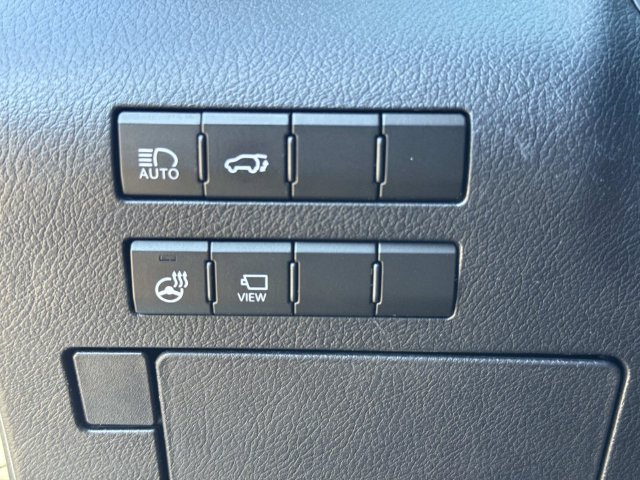 Used 2022 Lexus RX 350L FWD w/ Premium Package image 23