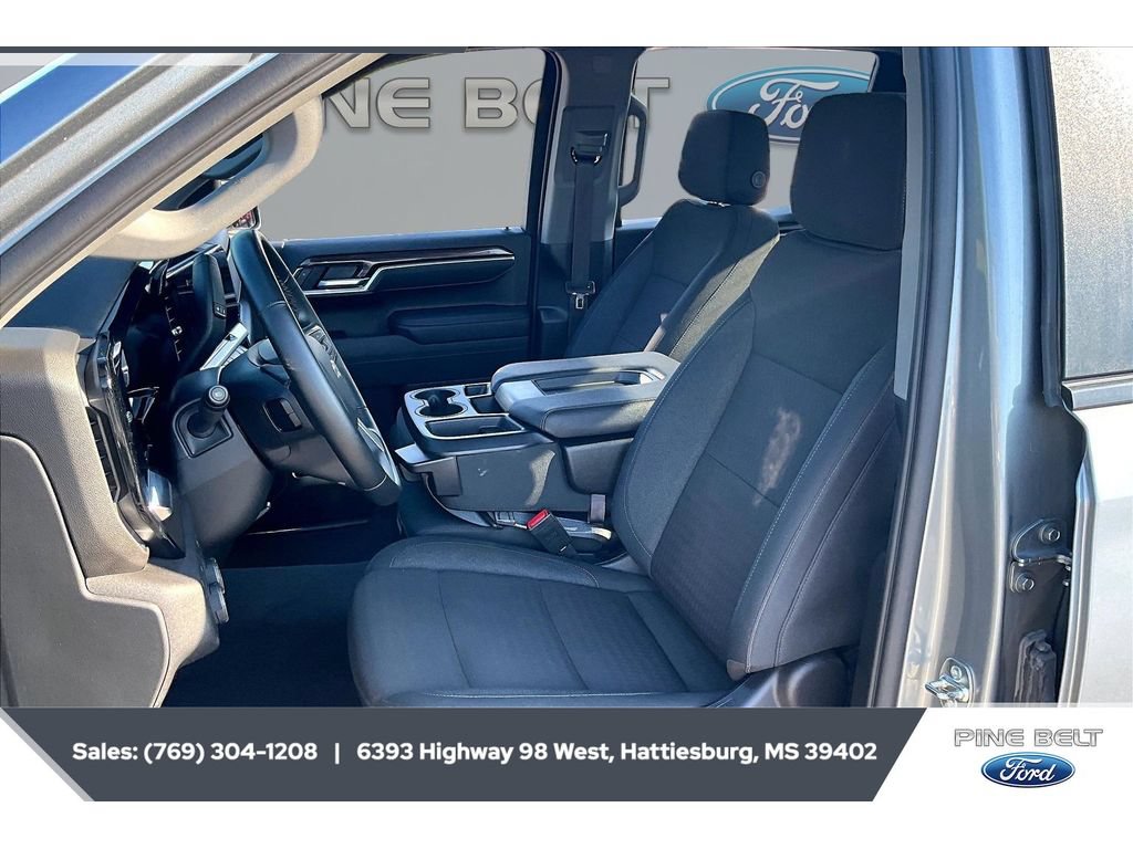 Used 2026 Chevrolet Silverado 1500 RST AWD/4WD image 19
