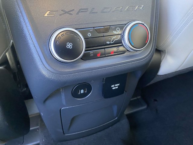 Certified 2025 Ford Explorer Platinum w/ Ultimate Package RWD image 14