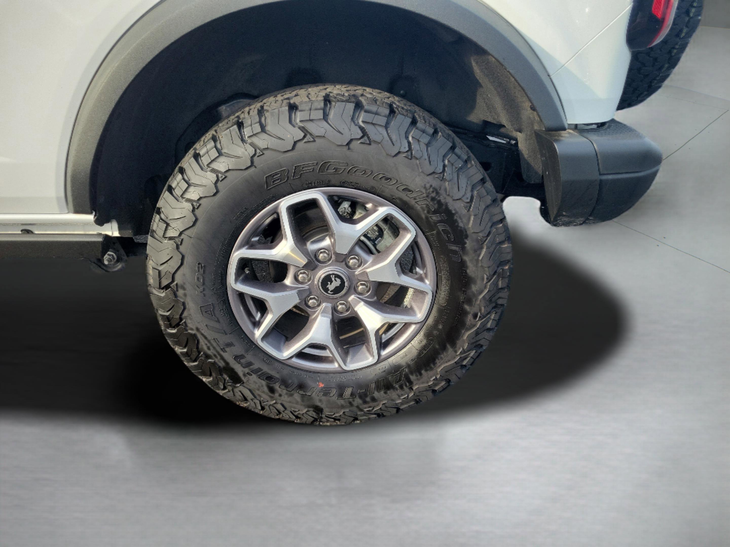 Certified 2025 Ford Bronco Badlands AWD/4WD image 32
