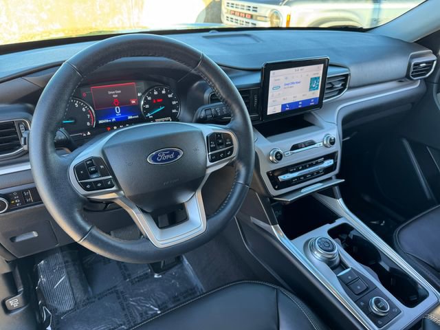 Certified 2023 Ford Explorer XLT w/ Equipment Group 202A AWD/4WD image 11