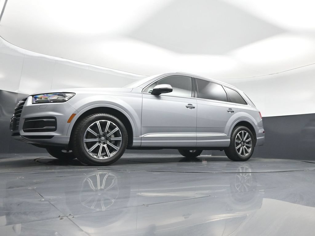 Used 2017 Audi Q7 3.0T Premium Plus w/ Premium Plus Package AWD/4WD image 48