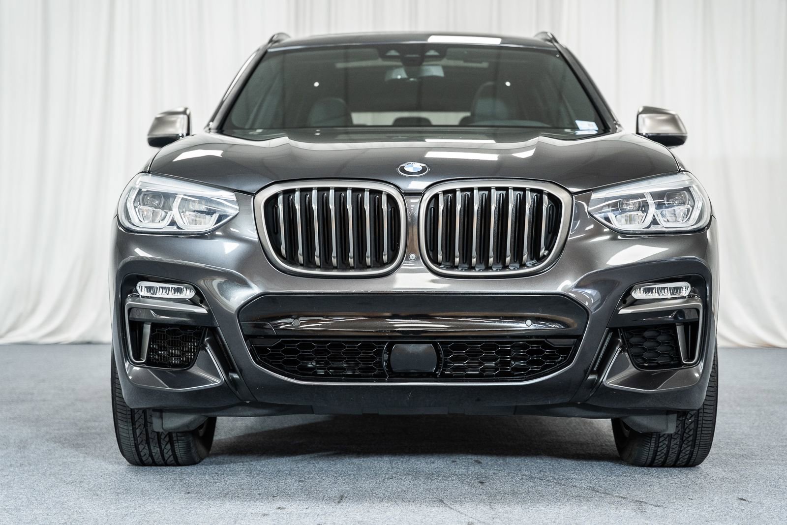 Used 2018 BMW X3 M40i image 2