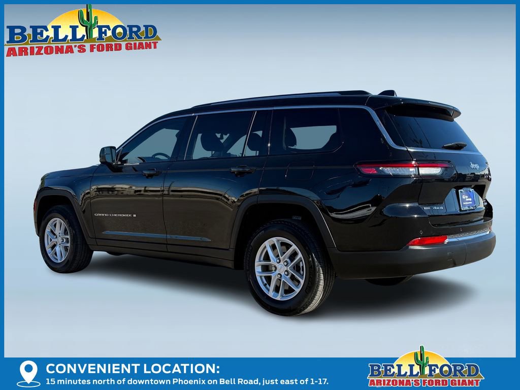 Used 2023 Jeep Grand Cherokee L Laredo image 2
