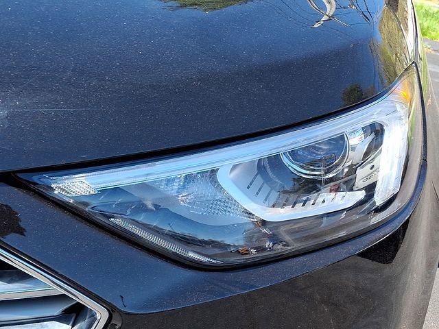 Certified 2022 Ford Edge SEL w/ Convenience Package AWD/4WD image 9
