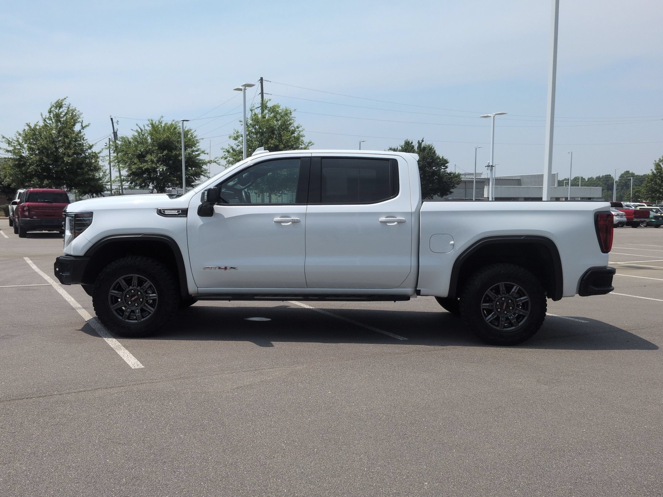 Used 2025 GMC Sierra 1500 AT4X AWD/4WD image 7
