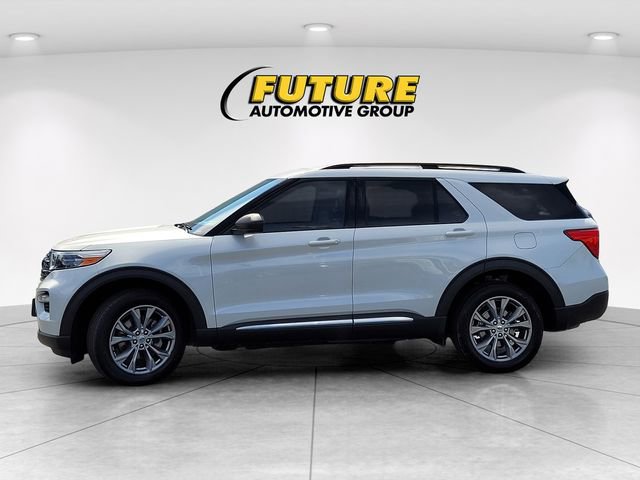 Certified 2023 Ford Explorer XLT w/ Equipment Group 202A AWD/4WD image 8