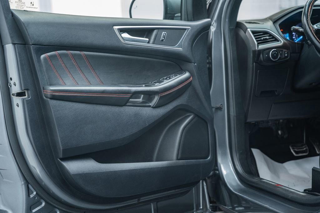 Certified 2022 Ford Edge ST-Line AWD/4WD image 40