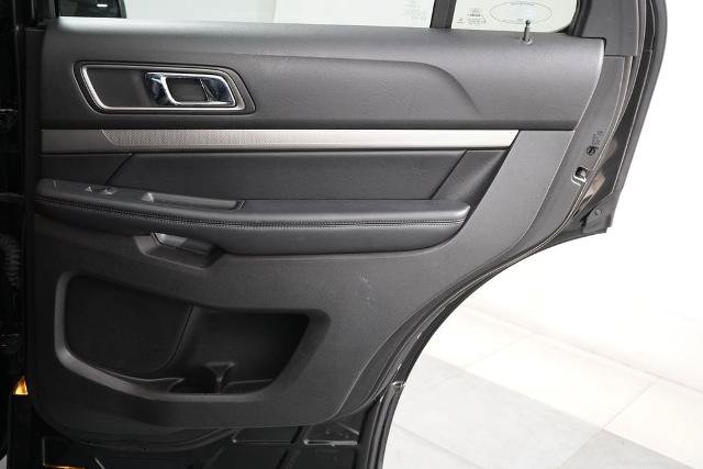 Certified 2018 Ford Explorer XLT AWD/4WD image 30