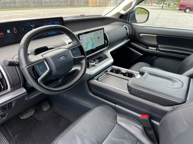 Certified 2025 Ford Expedition Max Platinum AWD/4WD image 26