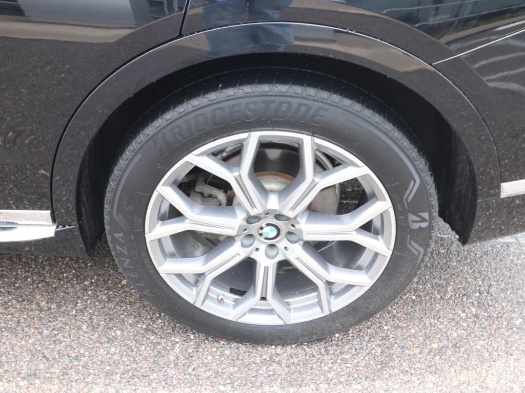 Used 2020 BMW X7 xDrive40i w/ Cold Weather Package AWD/4WD image 25