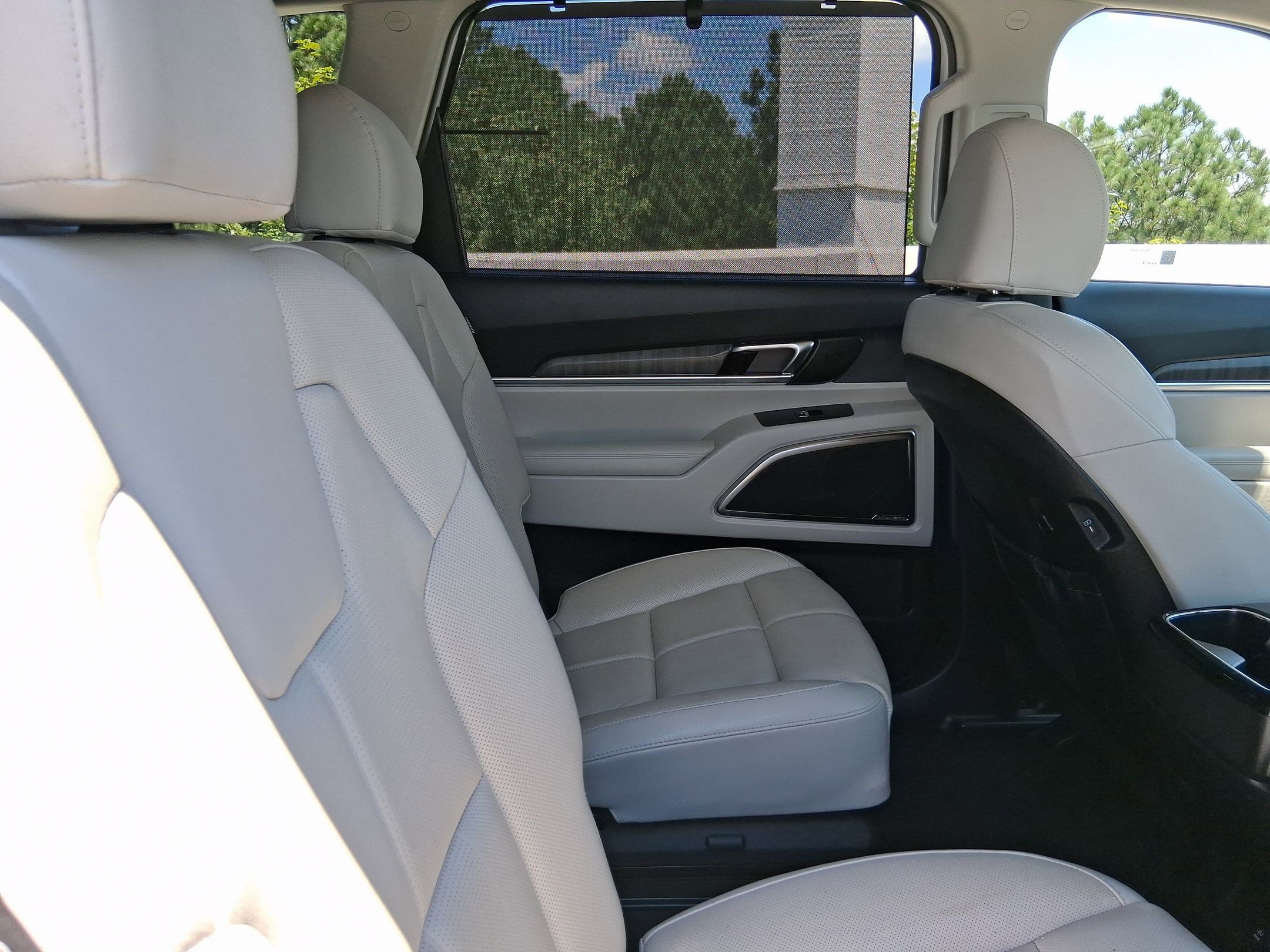 Used 2023 Kia Telluride SX image 29