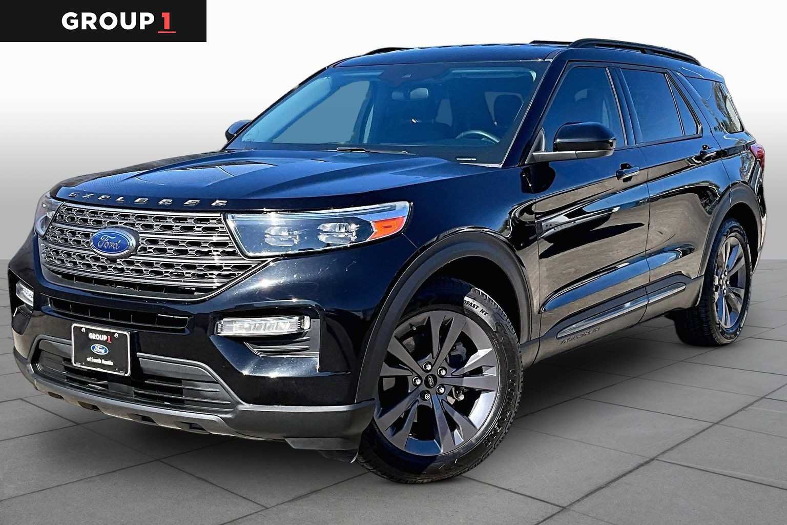 Certified 2023 Ford Explorer XLT w/ Equipment Group 202A