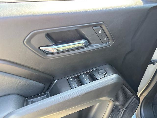 Used 2025 Chevrolet Colorado LT w/ LT Convenience Package RWD image 16
