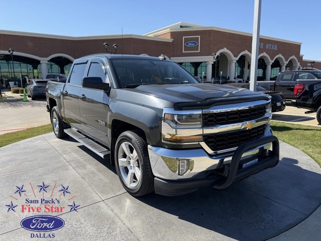 Used 2018 Chevrolet Silverado 1500 LT w/ Texas Edition image 4