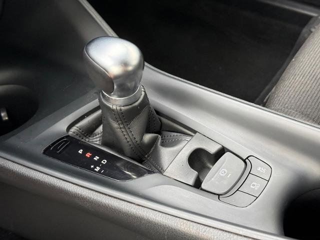 Used 2019 Toyota C-HR LE image 18