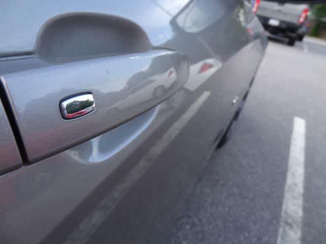 Used 2023 Chevrolet Malibu LT FWD image 16