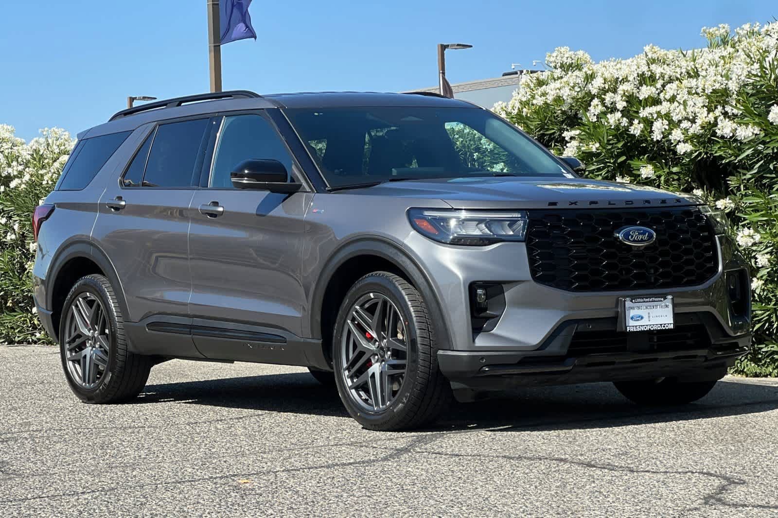 Certified 2025 Ford Explorer ST-Line w/ ST-Line Street Pack AWD/4WD image 10