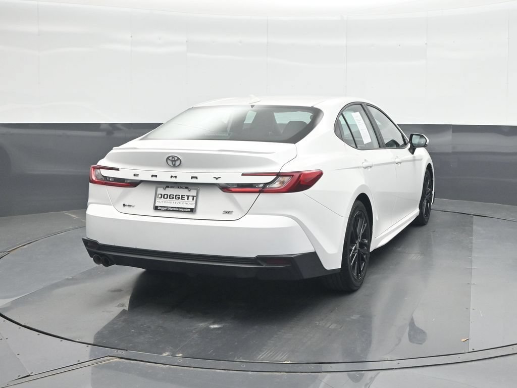 Used 2025 Toyota Camry SE FWD image 24