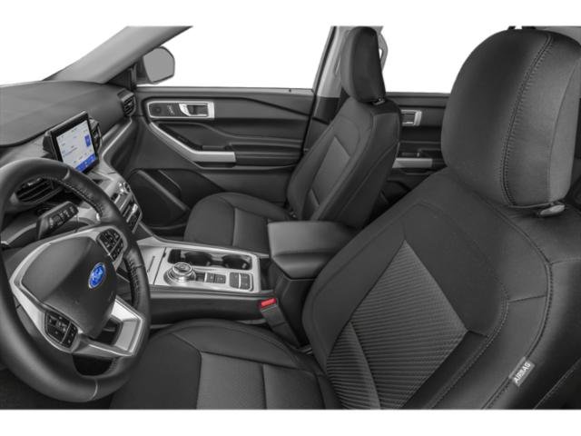 Certified 2023 Ford Explorer XLT w/ Equipment Group 202A RWD image 9
