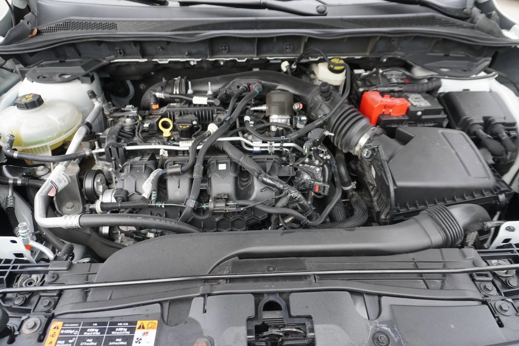 Certified 2022 Ford Escape Titanium image 26