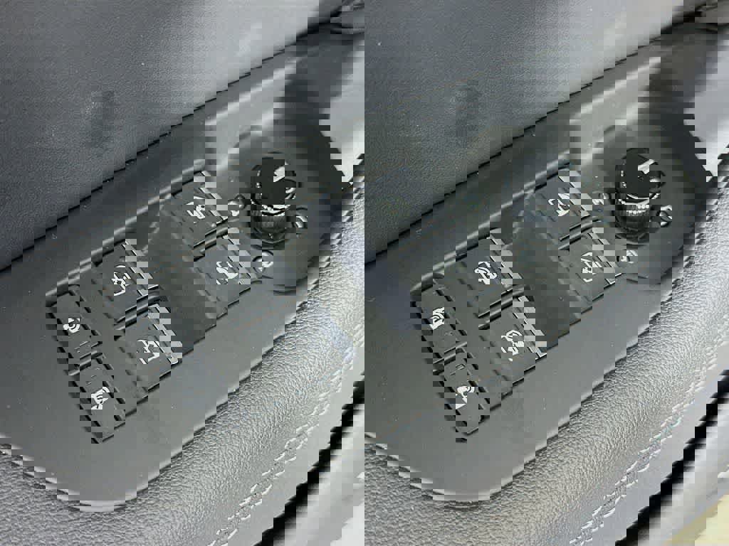 Used 2024 Audi A6 Premium Plus image 29