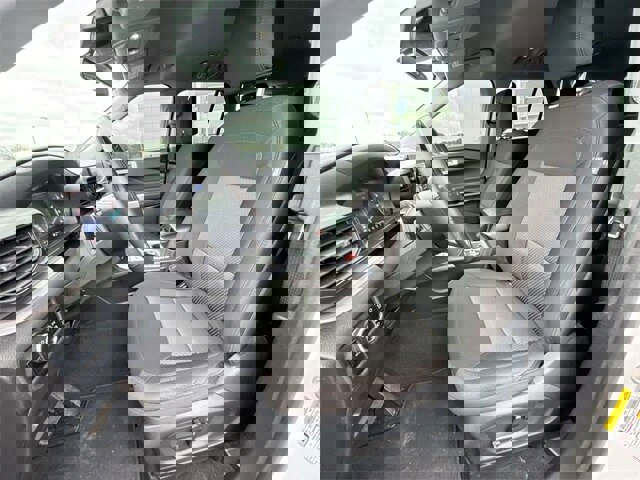 Certified 2023 Ford Explorer XLT image 11