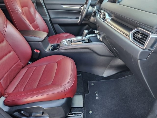 Used 2024 MAZDA CX-5 Carbon Edition image 13