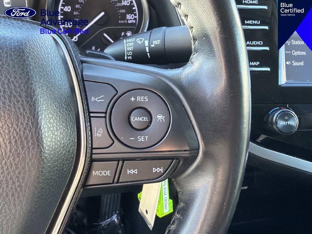 Used 2019 Toyota Camry SE FWD image 16