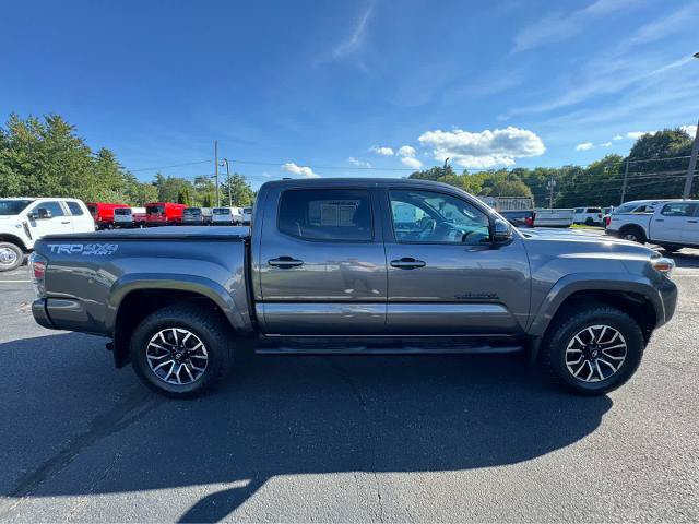 Used 2021 Toyota Tacoma TRD Sport AWD/4WD image 7