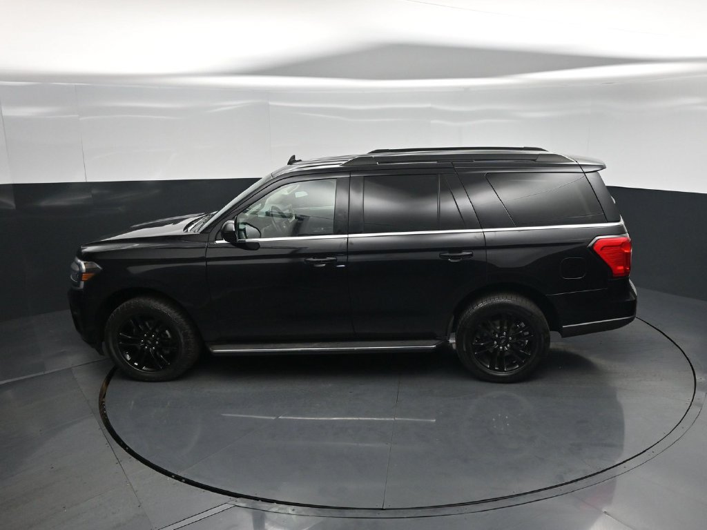 Certified 2022 Ford Expedition XLT RWD image 45