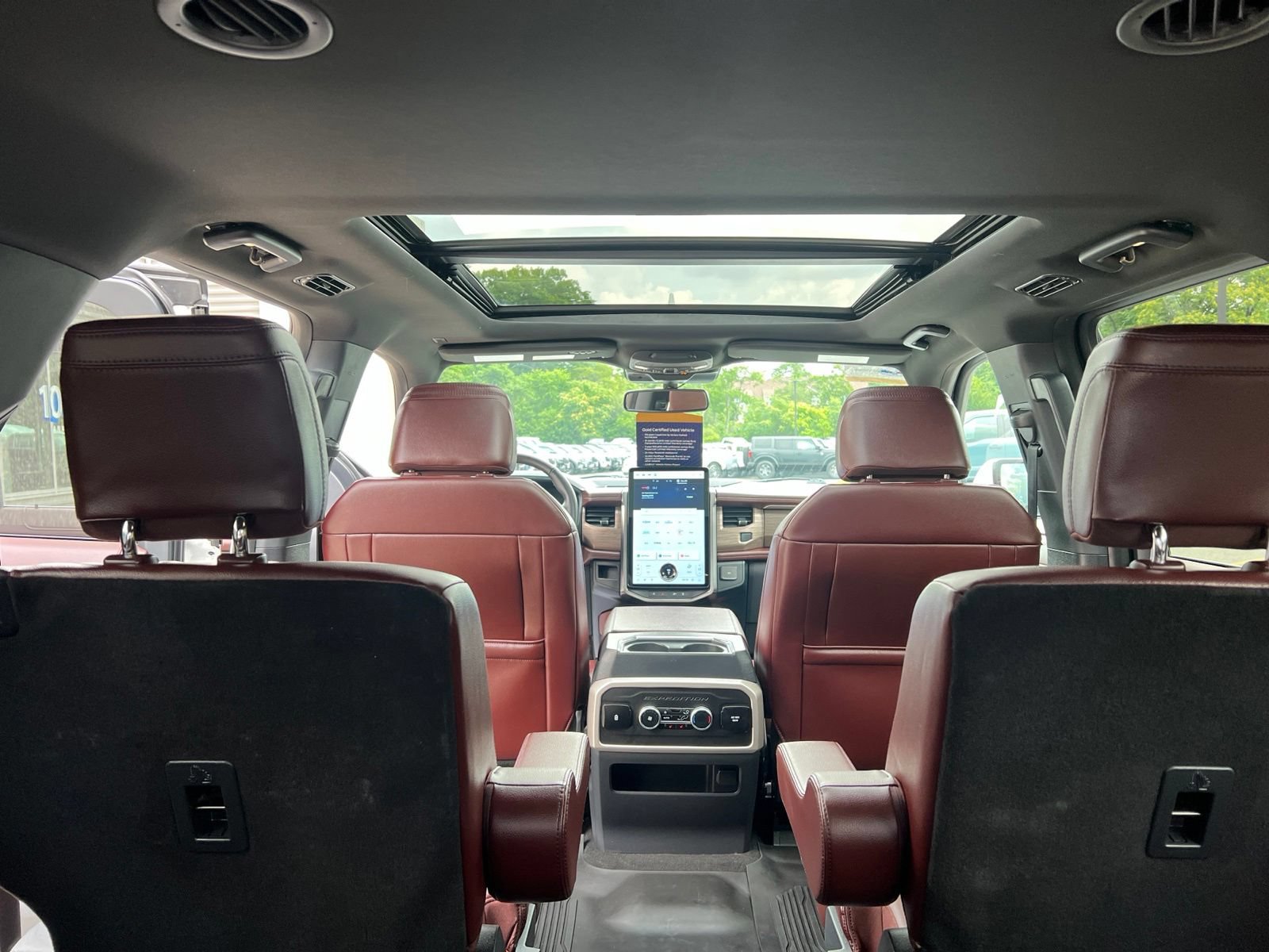 Certified 2024 Ford Expedition Limited AWD/4WD image 13