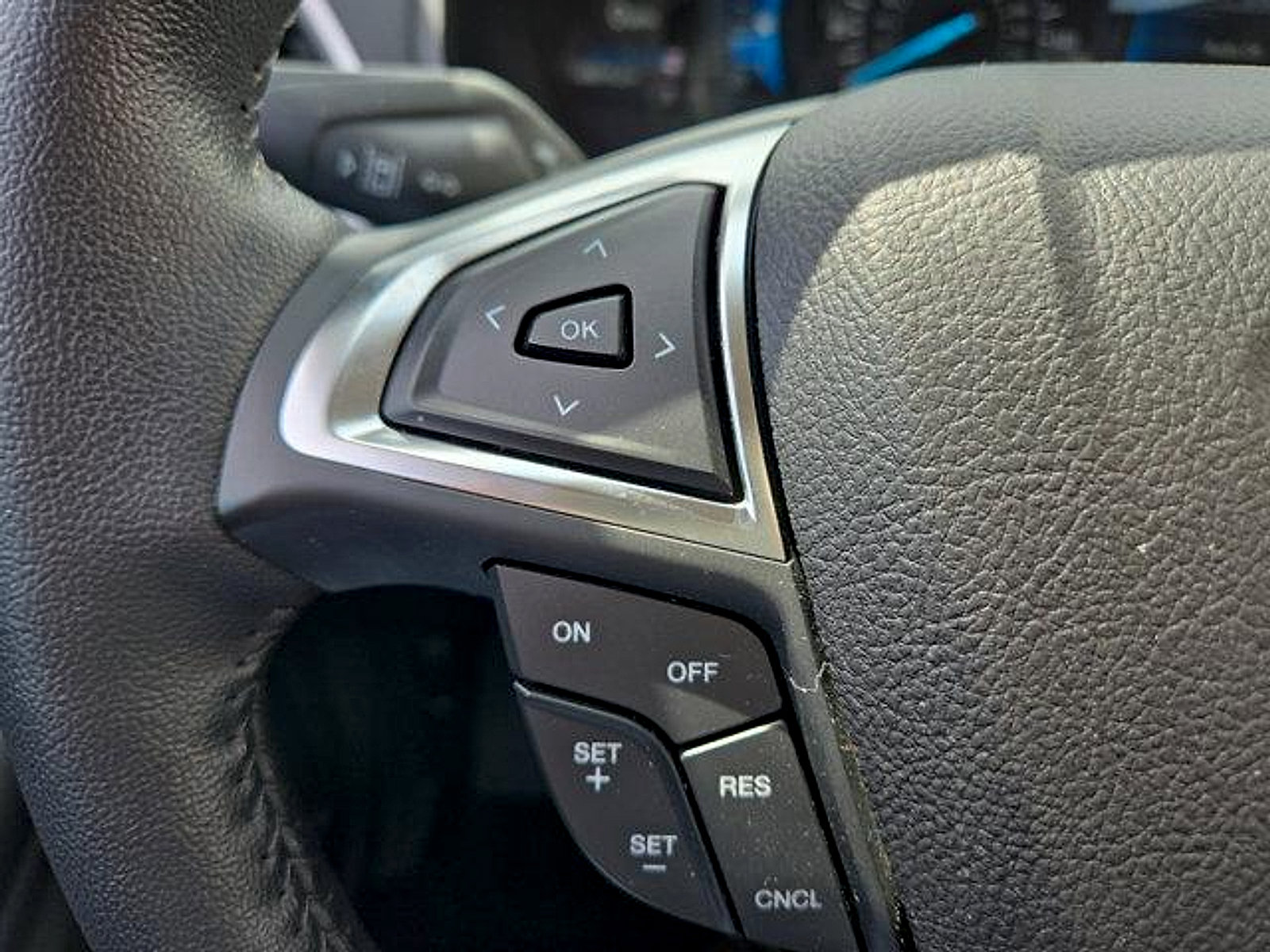 Certified 2023 Ford Edge SEL w/ Convenience Package AWD/4WD image 14