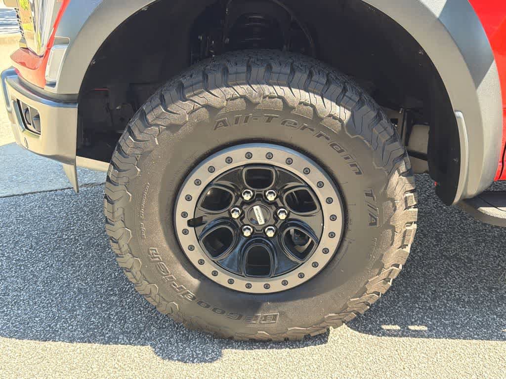 Certified 2023 Ford F150 Raptor w/ Raptor Carbon Fiber Package AWD/4WD image 9