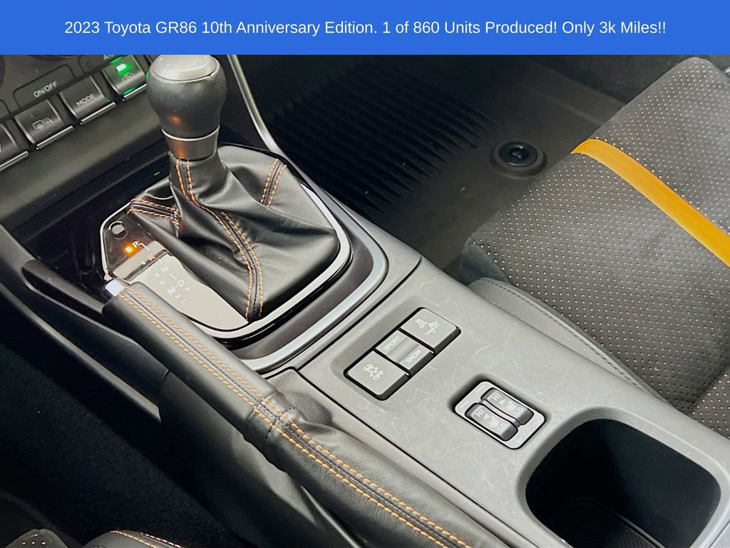 Used 2023 Toyota GR86 10th Anniversary SE image 17