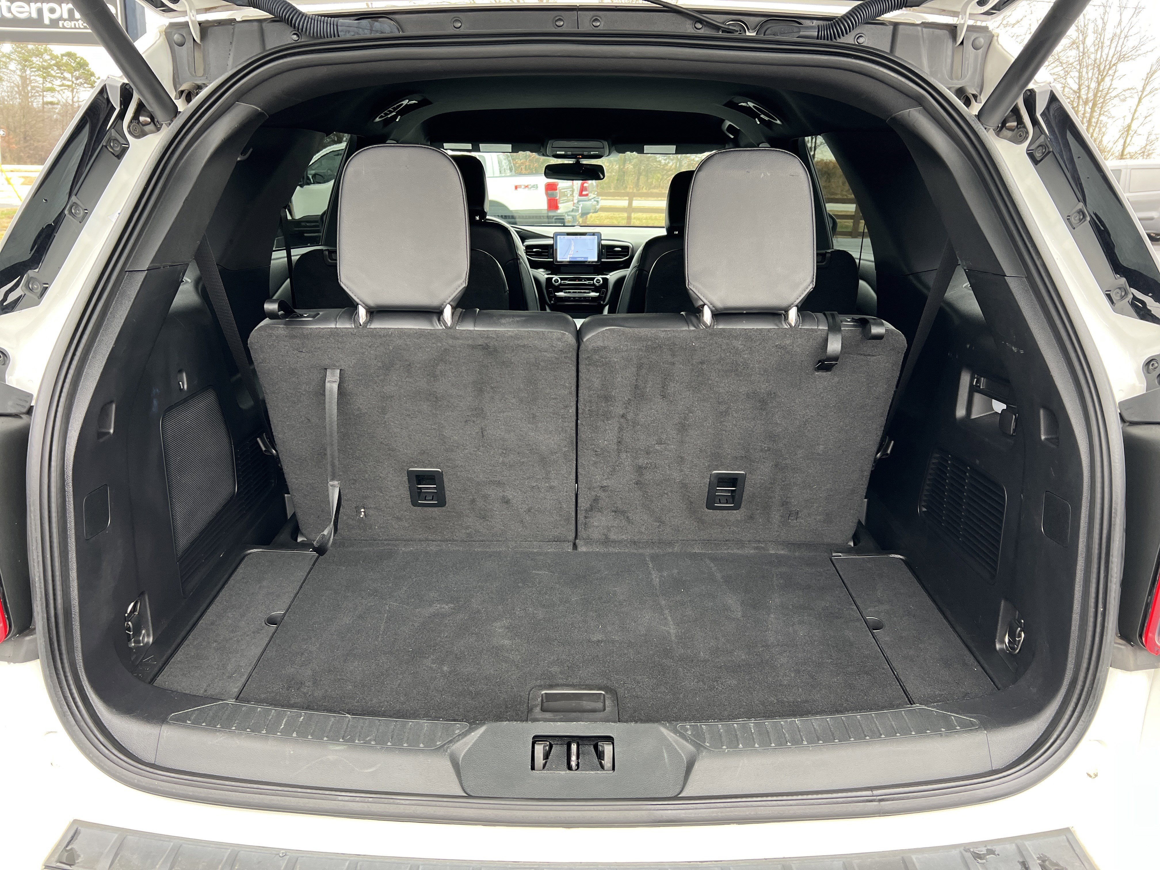 Certified 2023 Ford Explorer ST-Line w/ Class IV Trailer Tow Package image 21