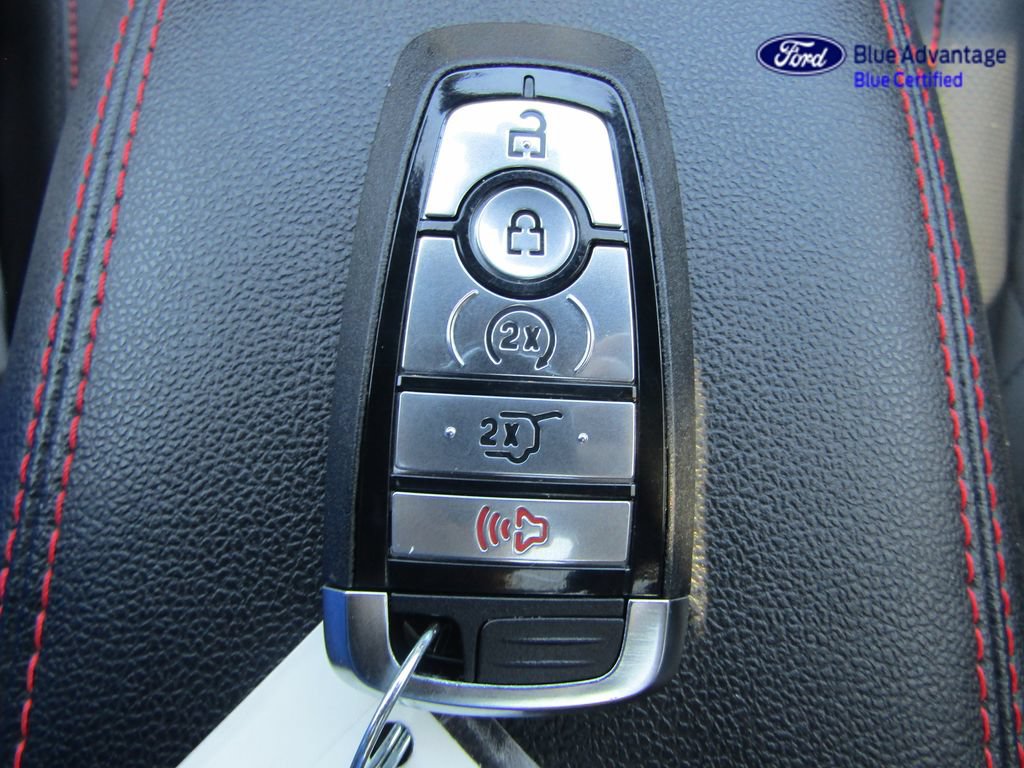 Certified 2024 Ford Escape ST-Line Elite w/ Premium Technology Package AWD/4WD image 40