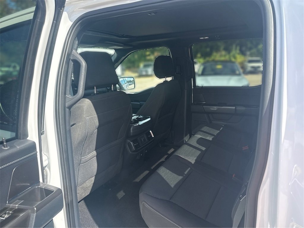 Certified 2022 Ford F150 XLT w/ Equipment Group 302A High image 10