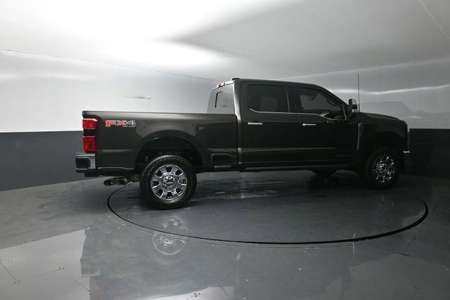 Certified 2025 Ford F250 Lariat w/ Lariat Ultimate Package AWD/4WD image 8